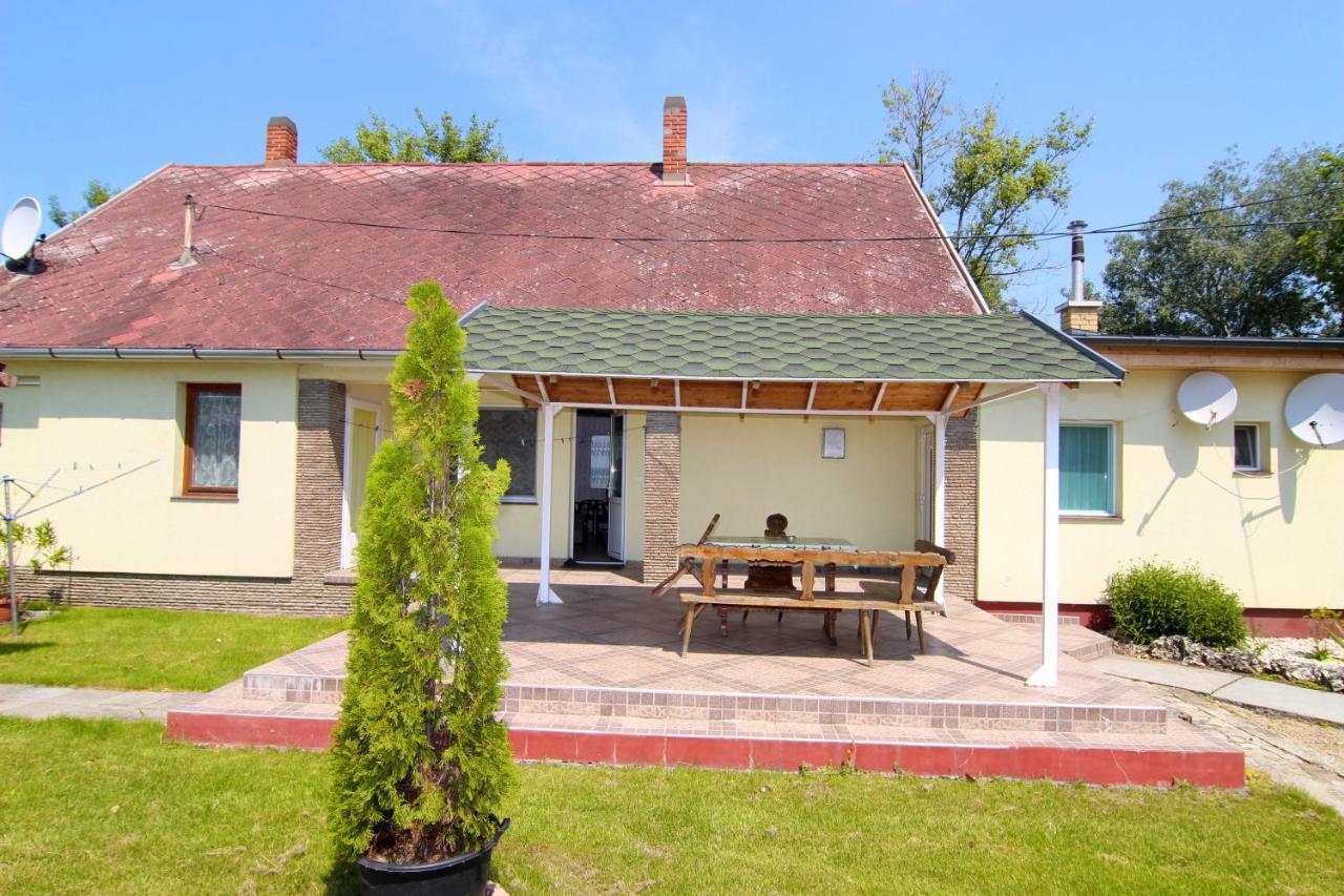 Apartament Margareta Apartmanhaz Balatonboglár Zewnętrze zdjęcie