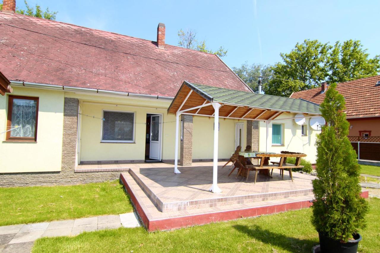 Apartament Margareta Apartmanhaz Balatonboglár Zewnętrze zdjęcie